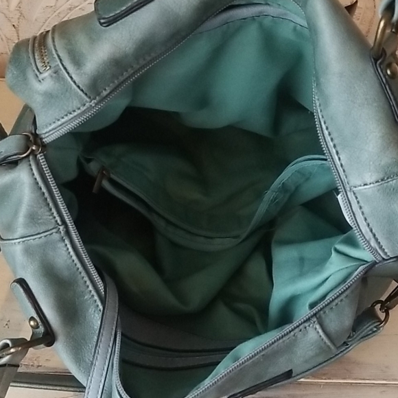 Vegan leather hobo medium Robin Blue Larger Satchel Vegan Leather Hobo bag - Picture 6 of 11